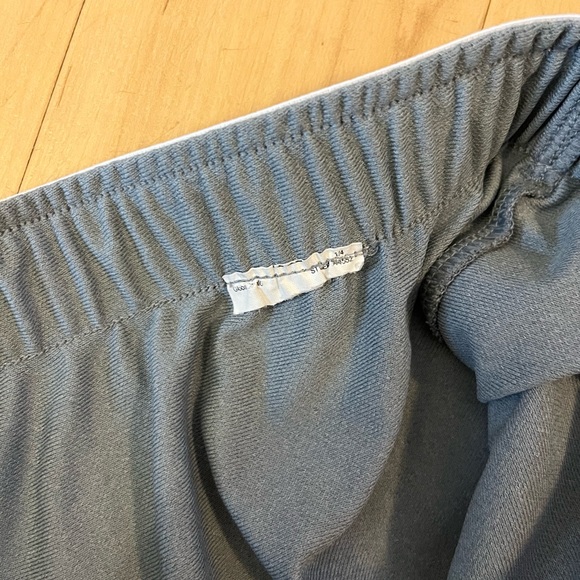 Under Armour Women's Moisture Wicking Play Up 3.0 Gym Shorts, 3" - Picture 7 of 9